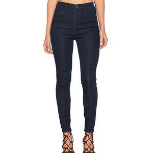 Free People High Rise Skinny Dark Wash Jeans Size 27